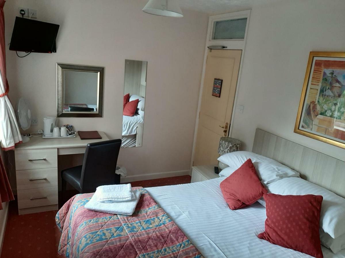 The Pilgrim'S Guest House Newbury  Luaran gambar